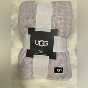 Ugg Polar Throw 50in X 70 in. NWT. Beautiful Lilac Frost